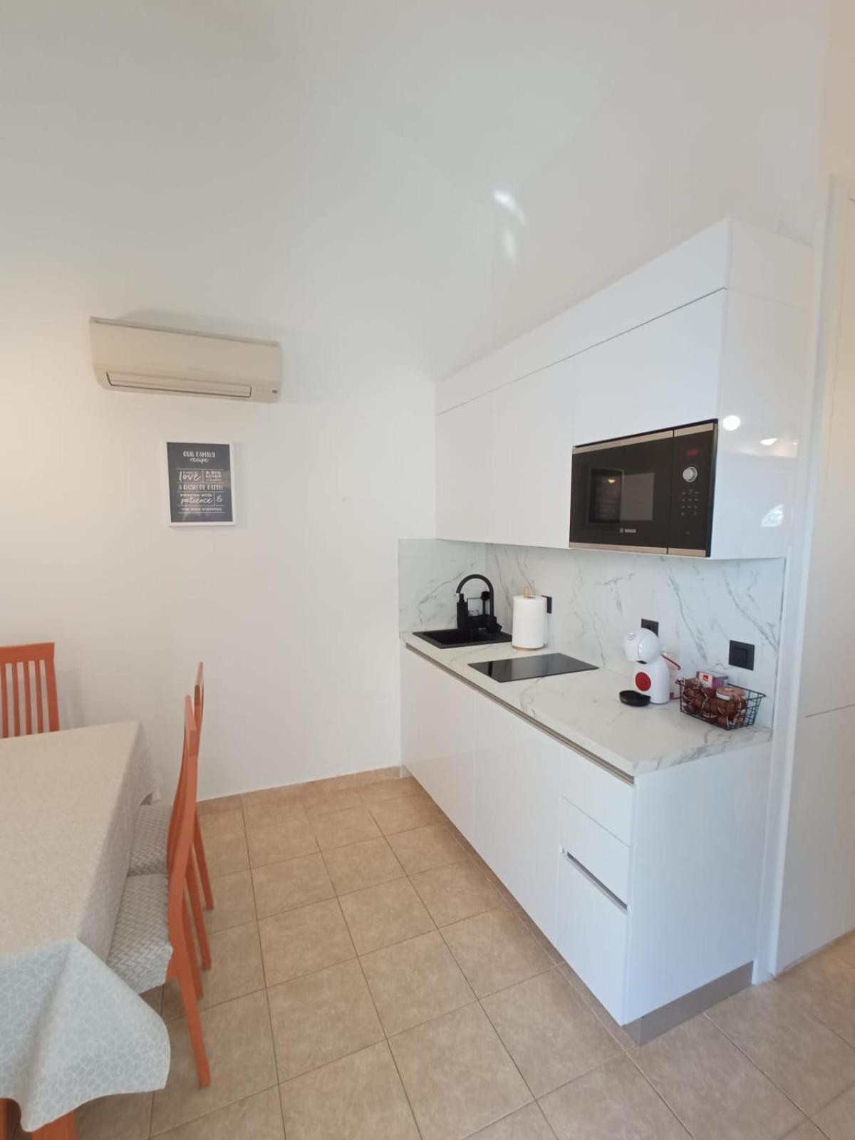 Sunny Beach Apartment Lavica بودْسْتغانا المظهر الخارجي الصورة